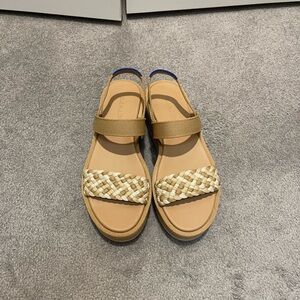 LIKE NEW Rothy’s Wedge Sandal Size 8